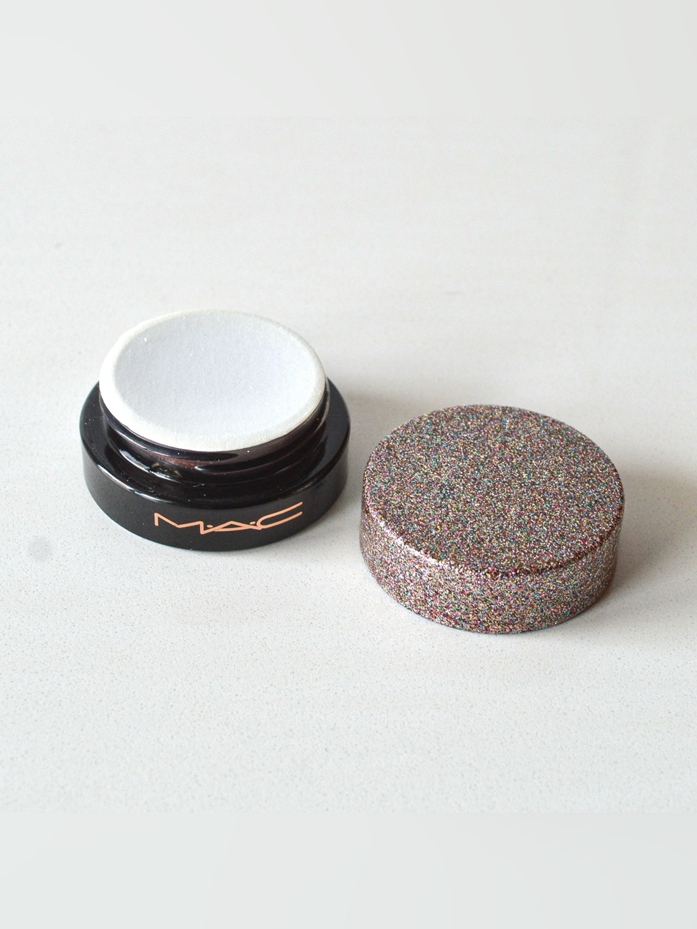 MAC Cosmetics Eyeshadow Spellbinder Shadow *STAIRS TO THE STARS* Limited Edition - Picture 3 of 4